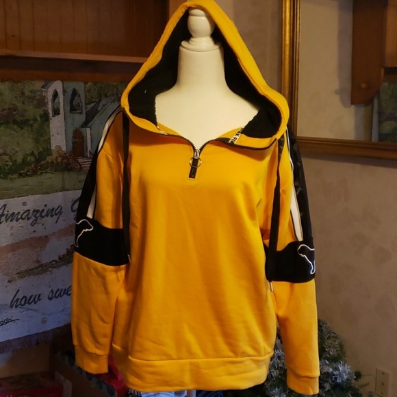 PINK Victoria's Secret Tops - victoria's secret hoodie